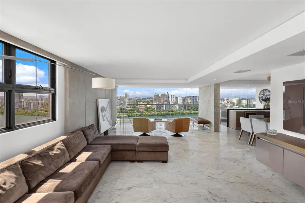 888 ASHFORD AVENUE CONDO. ASHFORD LAGOON PLAZA CONDADO #16 San Juan, PR 00907
