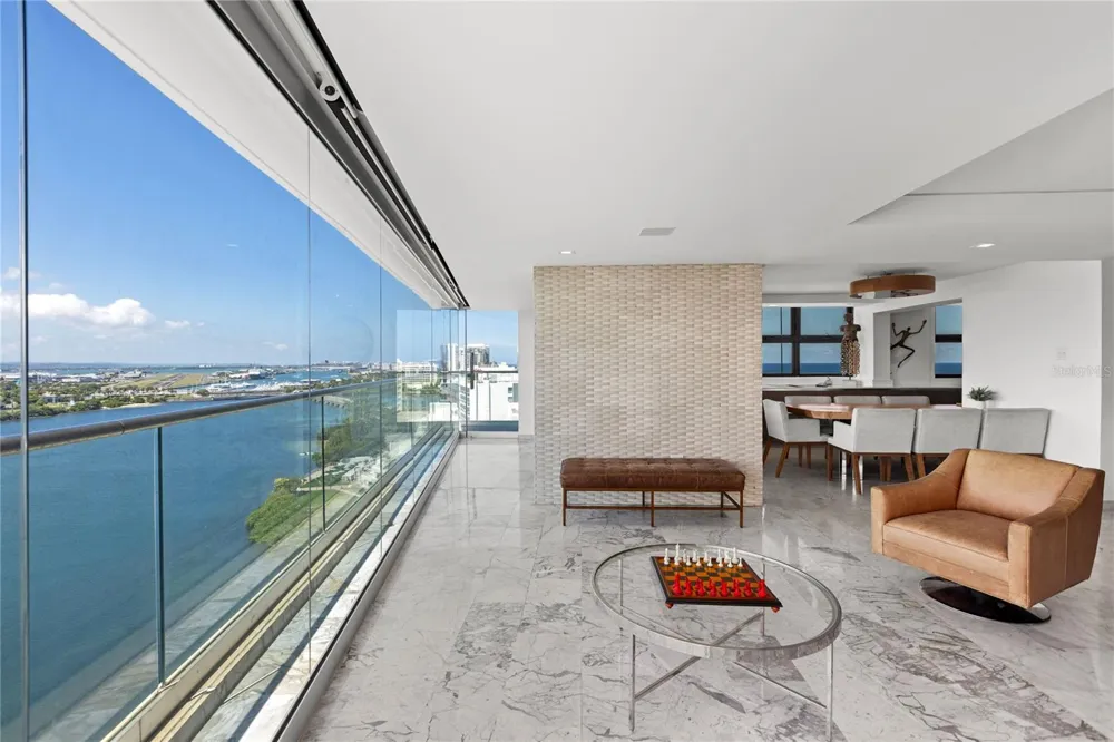 888 ASHFORD AVENUE CONDO. ASHFORD LAGOON PLAZA CONDADO #16 San Juan, PR 00907