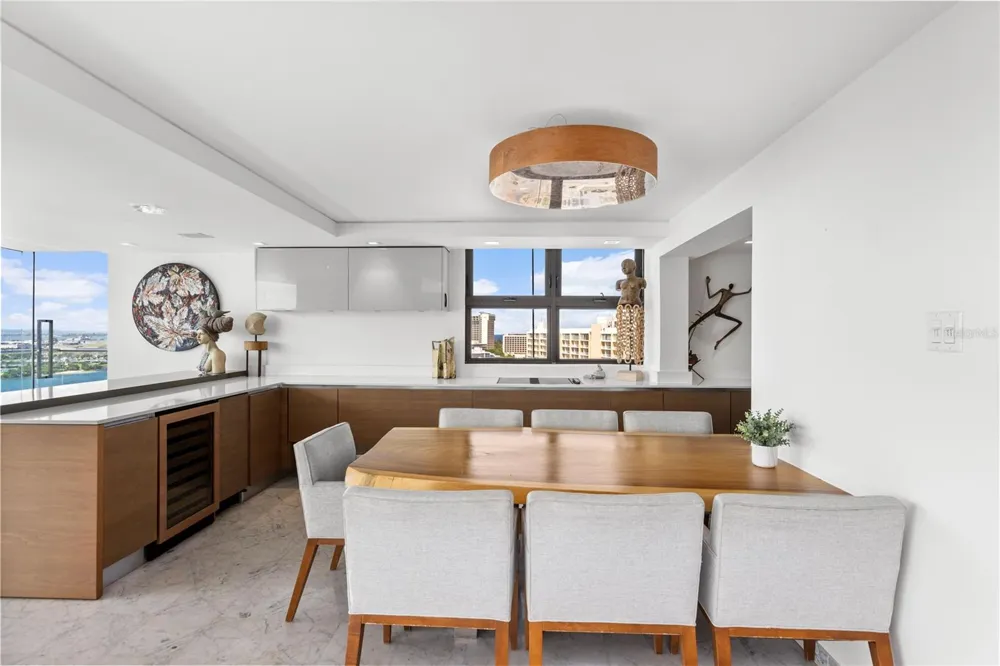 888 ASHFORD AVENUE CONDO. ASHFORD LAGOON PLAZA CONDADO #16 San Juan, PR 00907