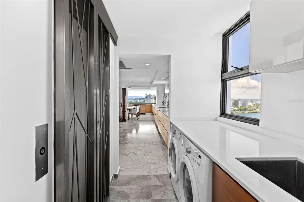 888 ASHFORD AVENUE CONDO. ASHFORD LAGOON PLAZA CONDADO #16 San Juan, PR 00907