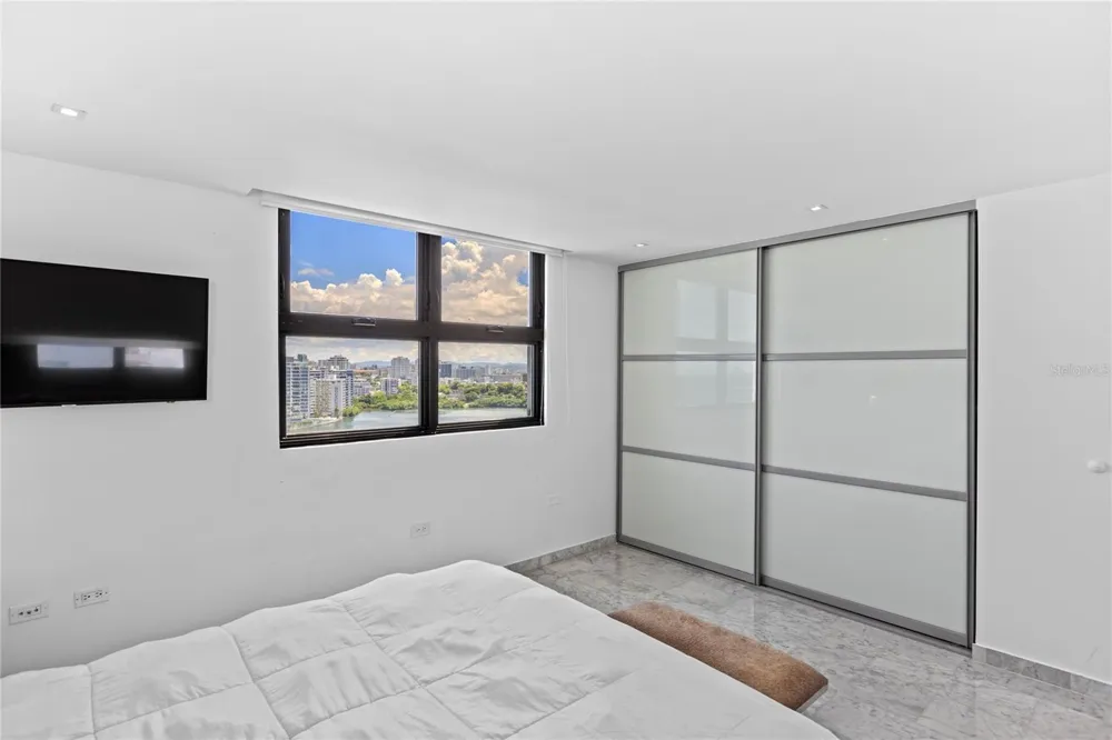 888 ASHFORD AVENUE CONDO. ASHFORD LAGOON PLAZA CONDADO #16 San Juan, PR 00907