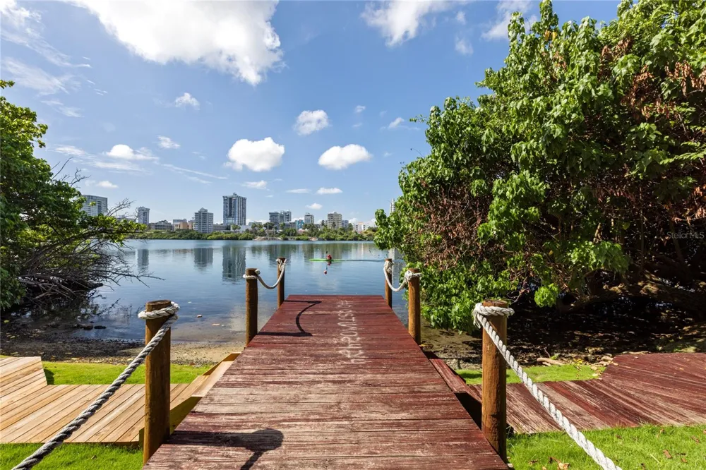 888 ASHFORD AVENUE CONDO. ASHFORD LAGOON PLAZA CONDADO #16 San Juan, PR 00907