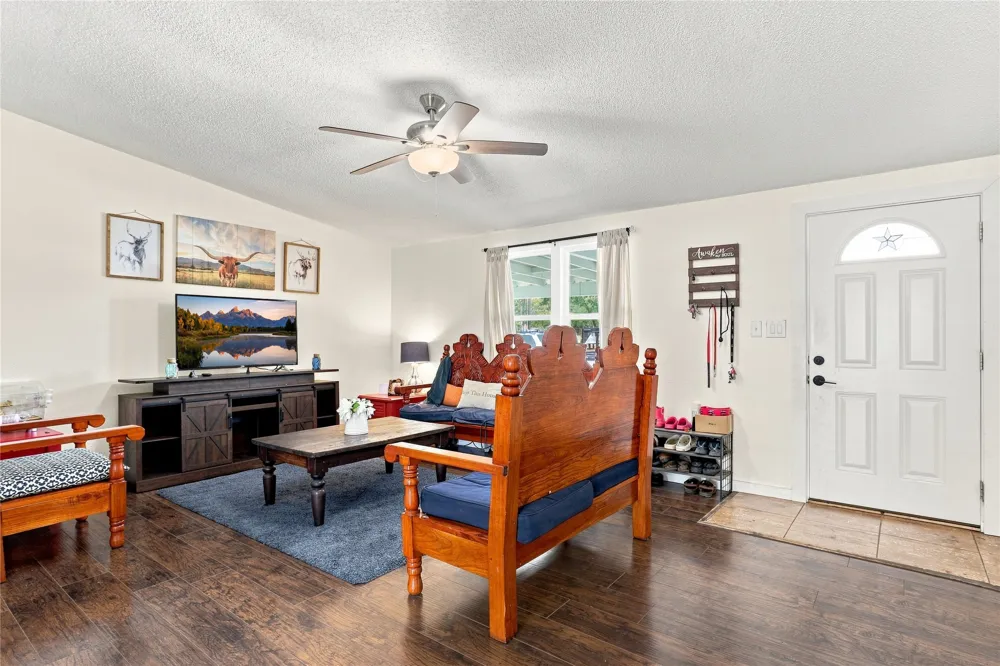 485 Bridgestone Court Lockhart, TX 78644