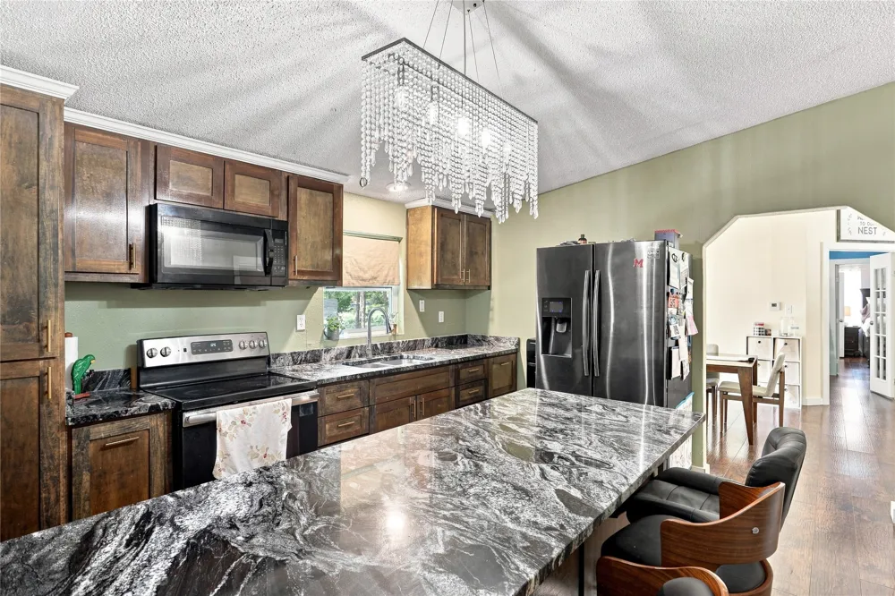 485 Bridgestone Court Lockhart, TX 78644