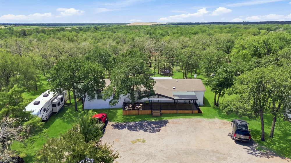 485 Bridgestone Court Lockhart, TX 78644