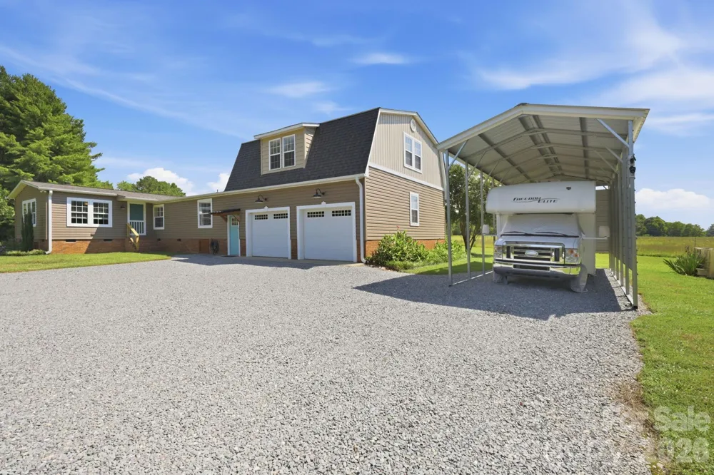 670 & 552 Whitley Road Siler City, NC 27344