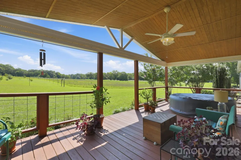 670 & 552 Whitley Road Siler City, NC 27344
