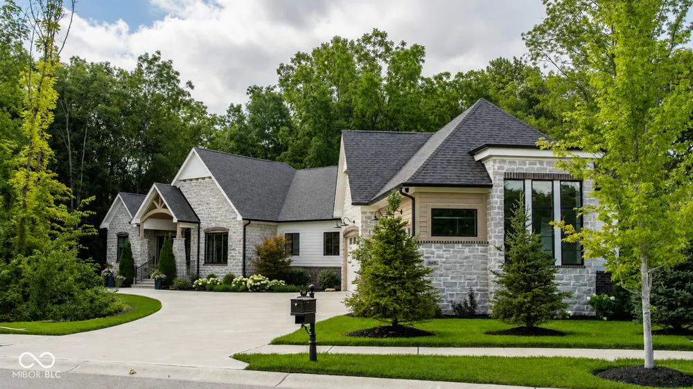 969 Chatham Ridge Court Westfield, IN 46074