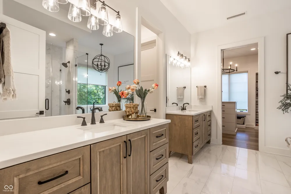 969 Chatham Ridge Court Westfield, IN 46074