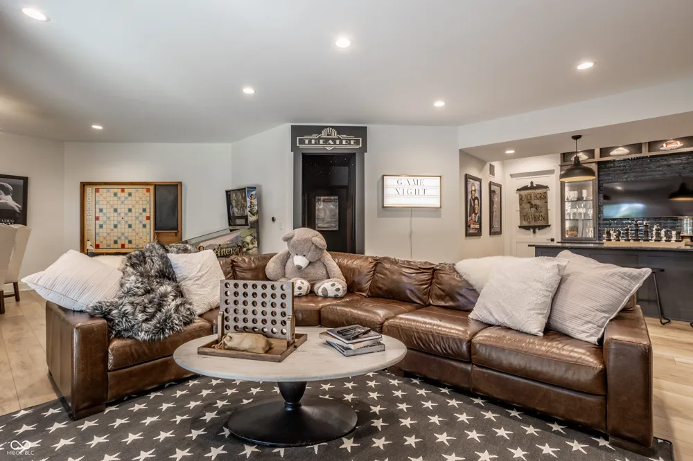 969 Chatham Ridge Court Westfield, IN 46074