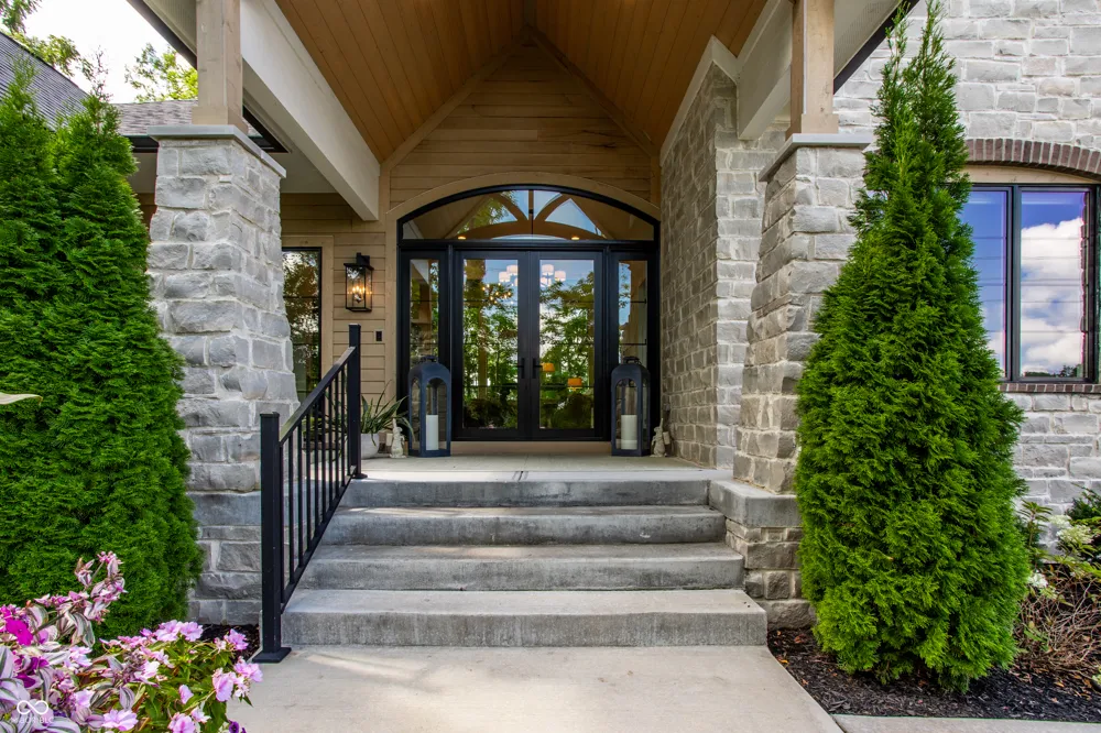 969 Chatham Ridge Court Westfield, IN 46074