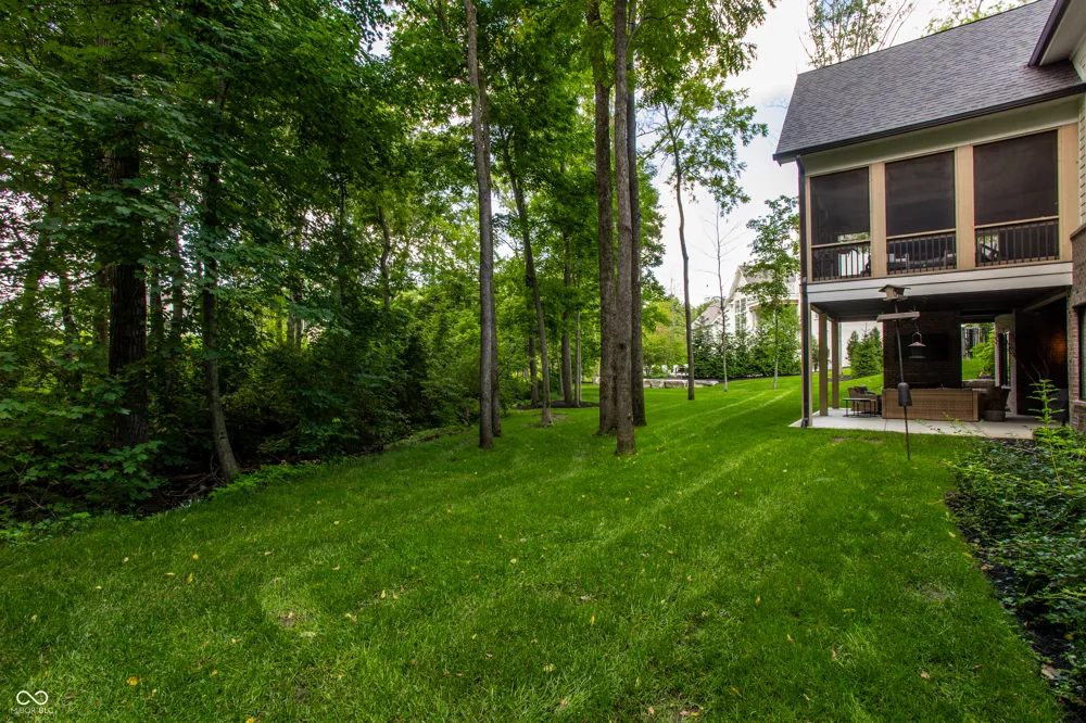 969 Chatham Ridge Court Westfield, IN 46074