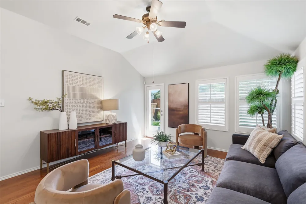10347 Darkwood Drive Frisco, TX 75035