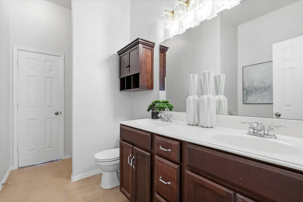 10347 Darkwood Drive Frisco, TX 75035
