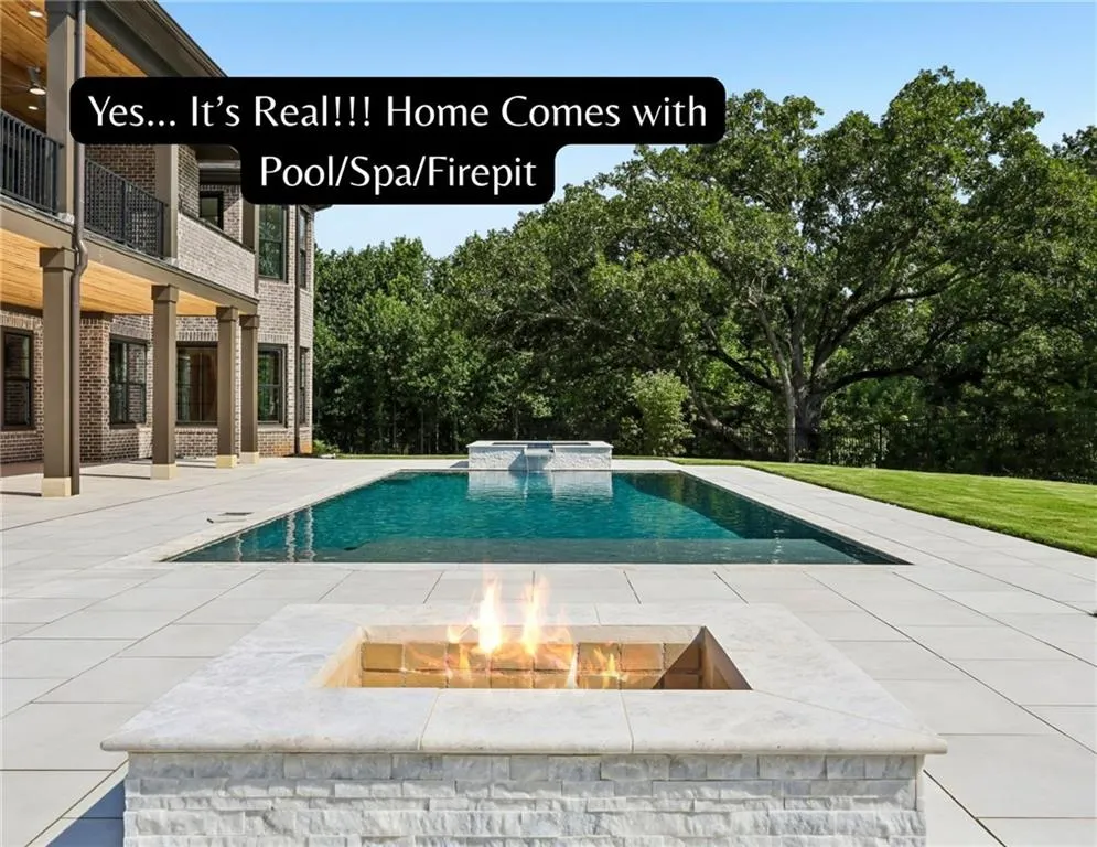 6222 Bridgewood Dr Buford, GA 30518