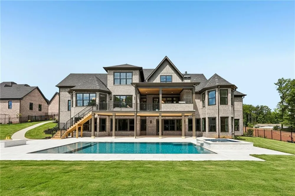 6222 Bridgewood Dr Buford, GA 30518