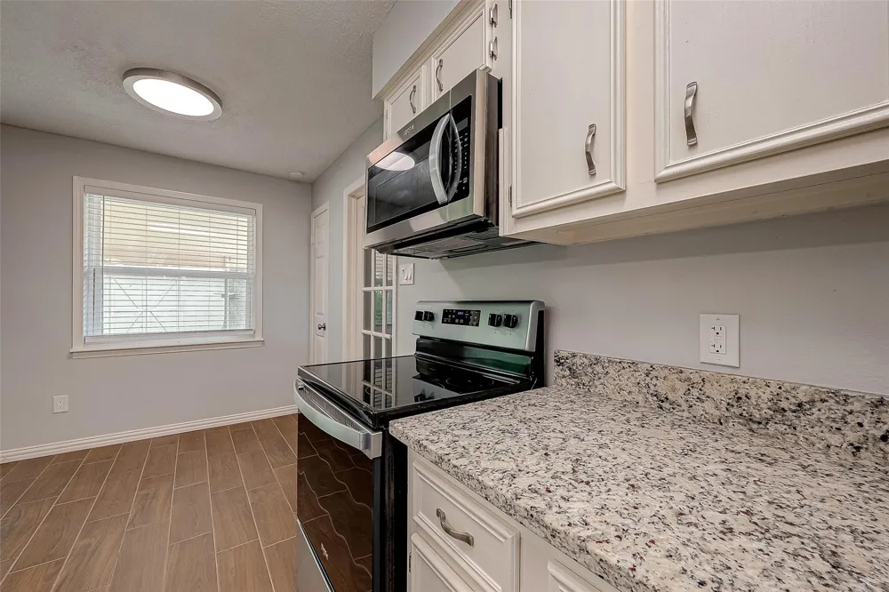 3327 Beasley Avenue Needville, TX 77461