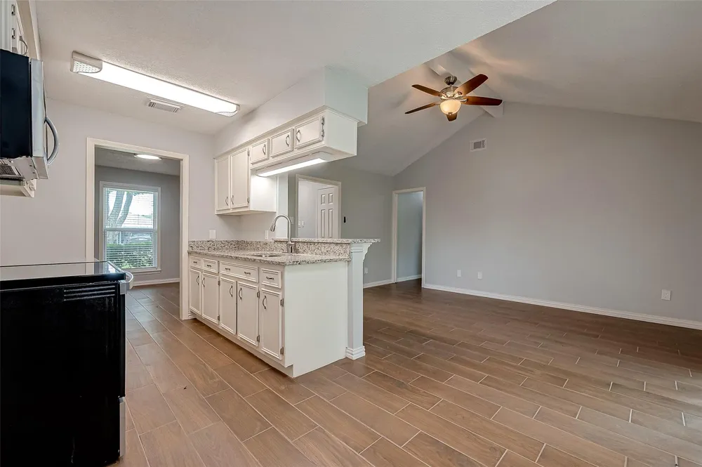 3327 Beasley Avenue Needville, TX 77461