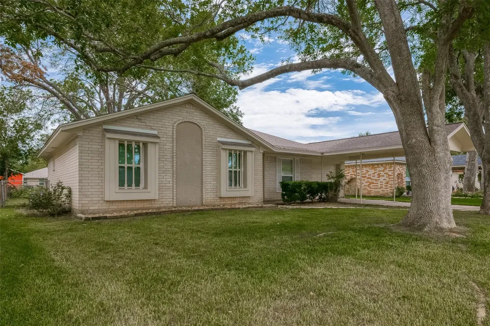 3327 Beasley Avenue Needville, TX 77461