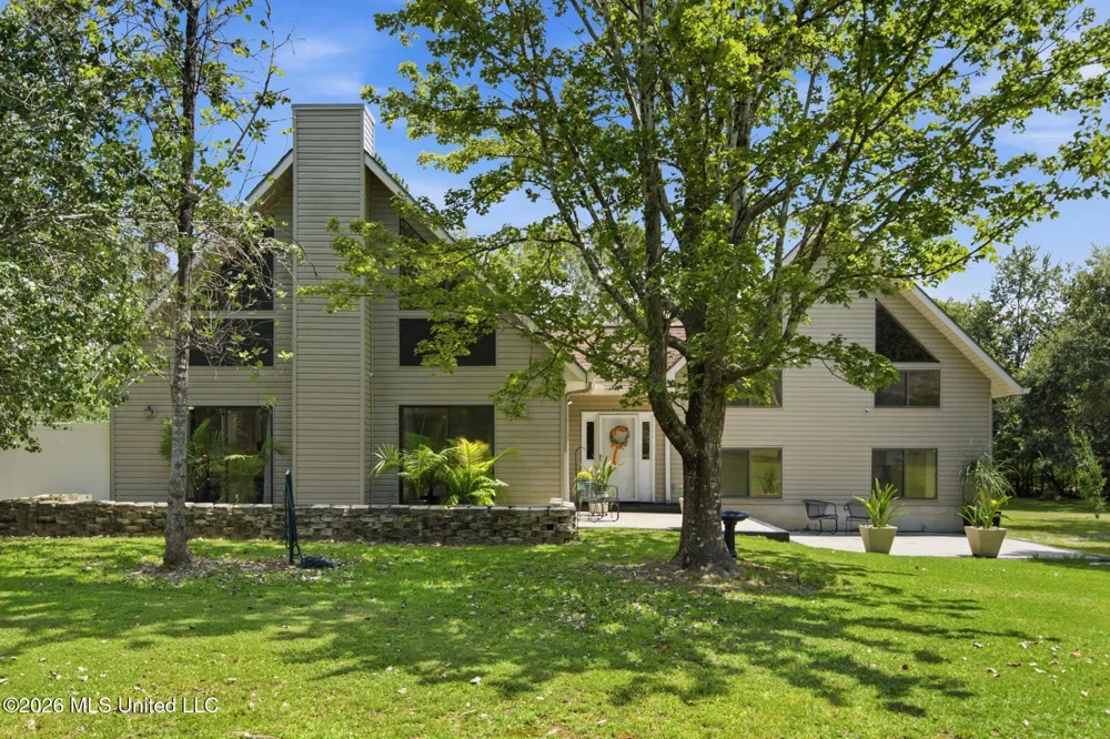 17376 Saucier Lizana Road Saucier, MS 39574