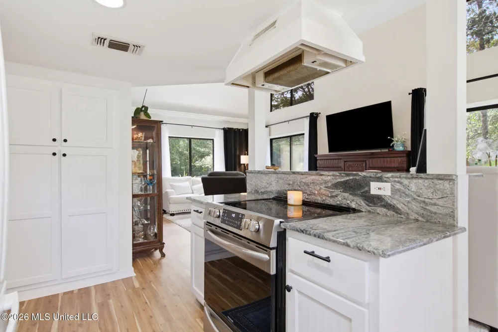 17376 Saucier Lizana Road Saucier, MS 39574
