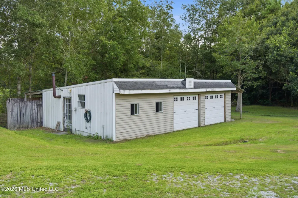 17376 Saucier Lizana Road Saucier, MS 39574