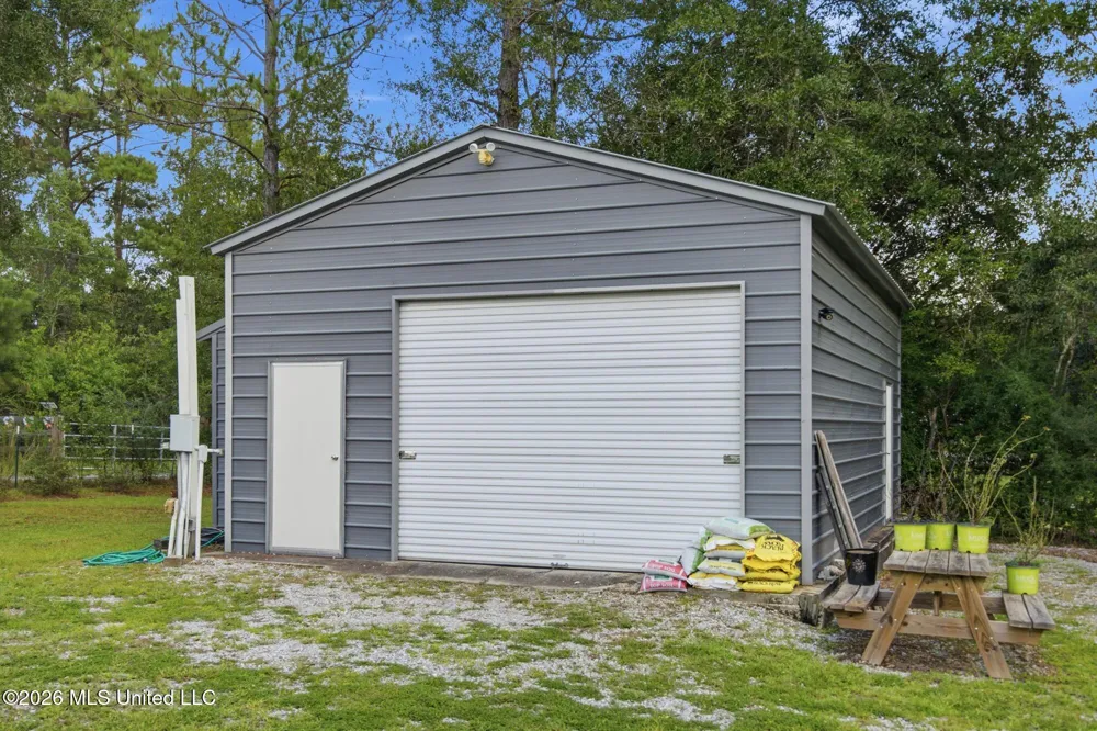 17376 Saucier Lizana Road Saucier, MS 39574