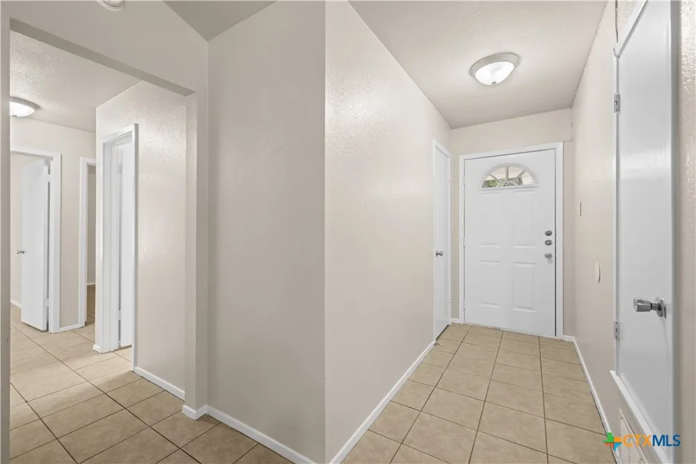 2506 Schwertner Drive Killeen, TX 76543