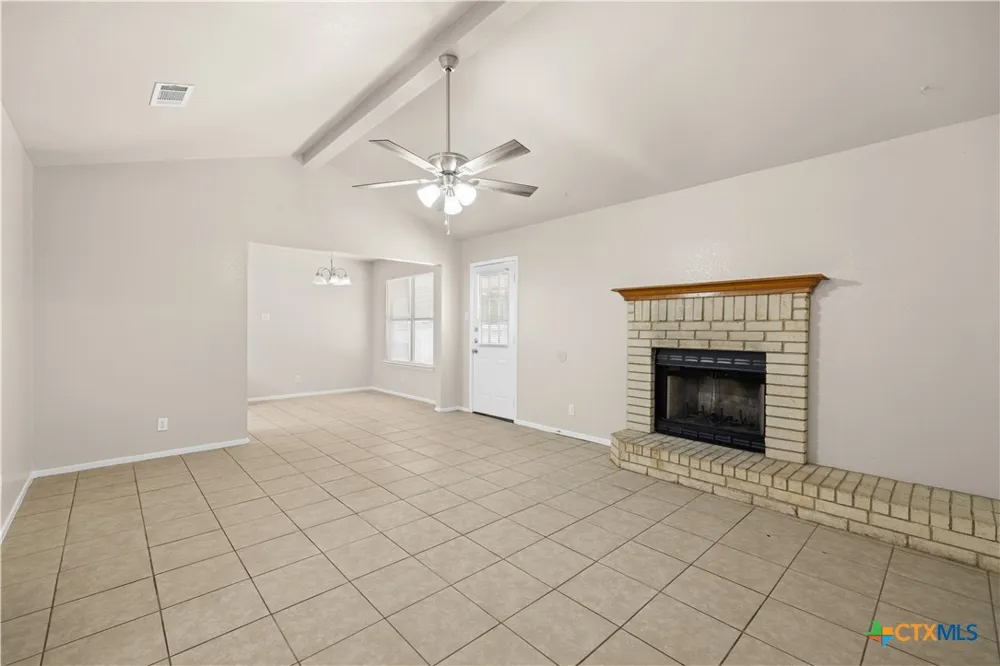 2506 Schwertner Drive Killeen, TX 76543