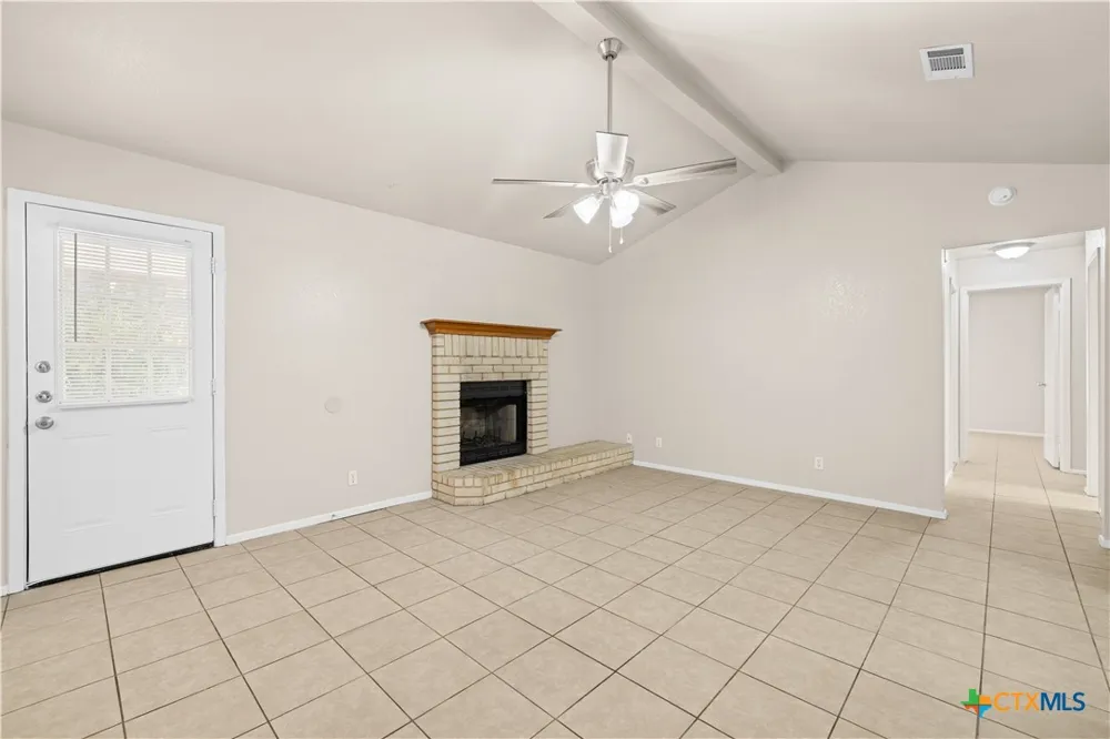 2506 Schwertner Drive Killeen, TX 76543