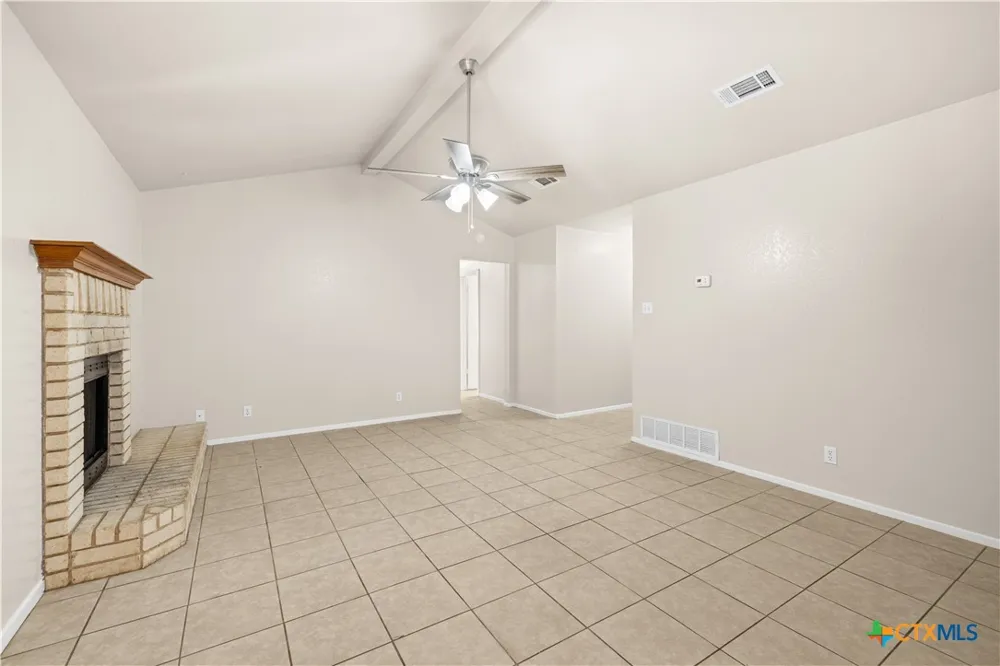 2506 Schwertner Drive Killeen, TX 76543