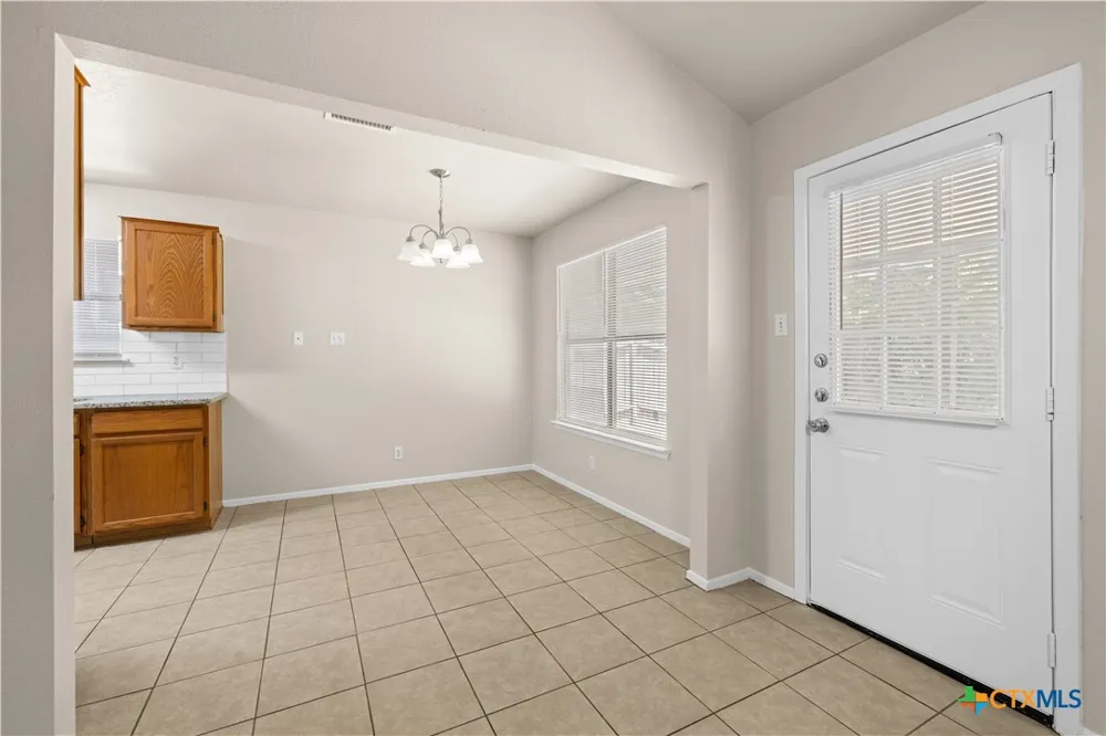 2506 Schwertner Drive Killeen, TX 76543