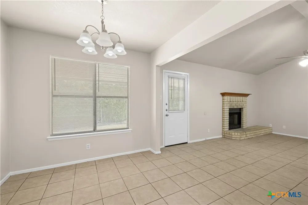 2506 Schwertner Drive Killeen, TX 76543
