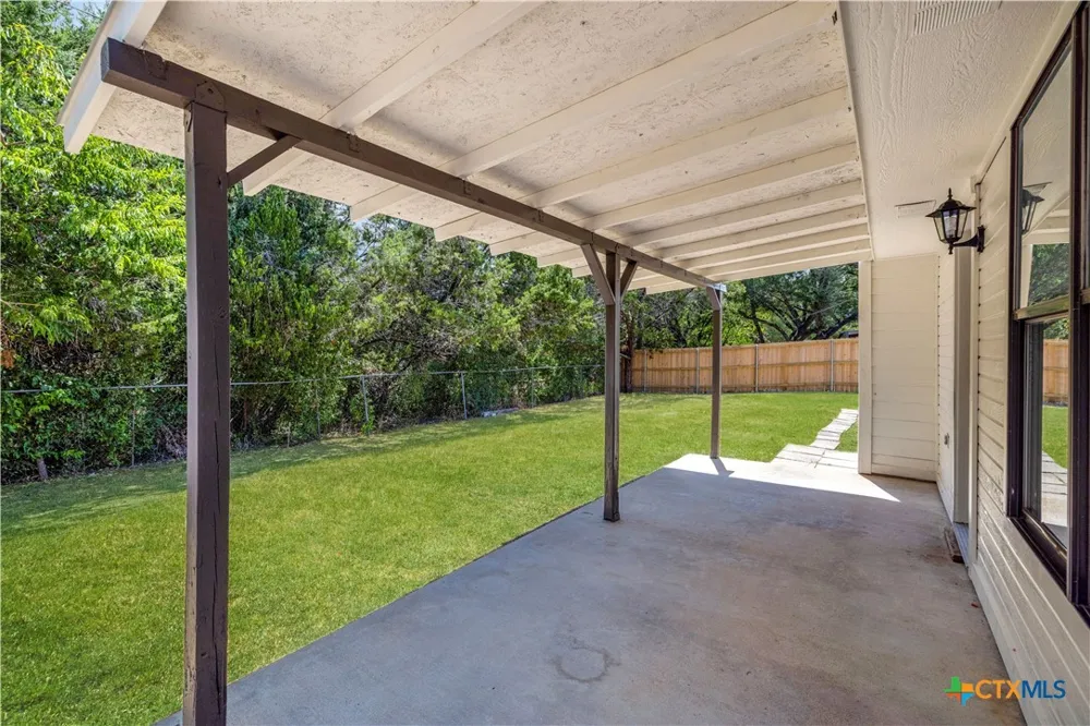2506 Schwertner Drive Killeen, TX 76543
