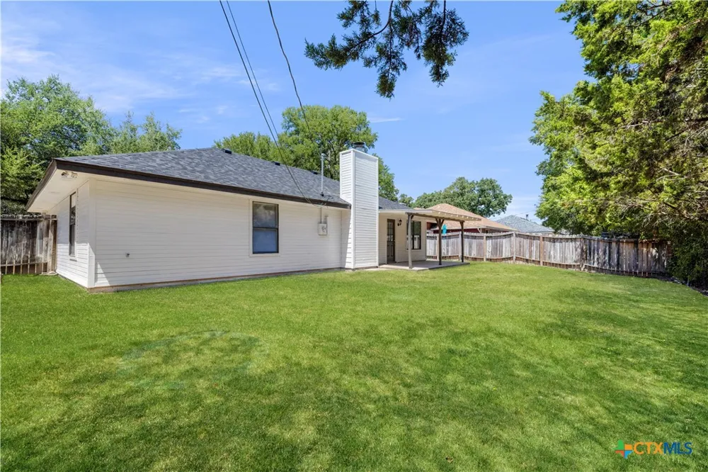 2506 Schwertner Drive Killeen, TX 76543