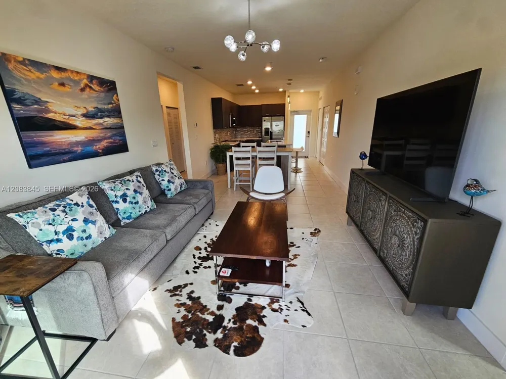 8301 NW 41st St #B-402 Doral, FL 33166