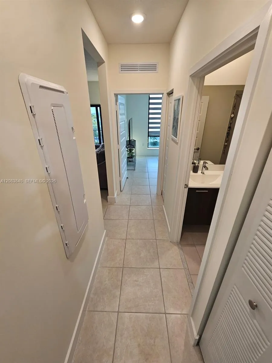 8301 NW 41st St #B-402 Doral, FL 33166