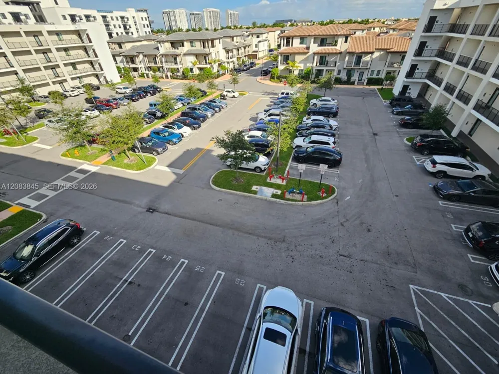 8301 NW 41st St #B-402 Doral, FL 33166