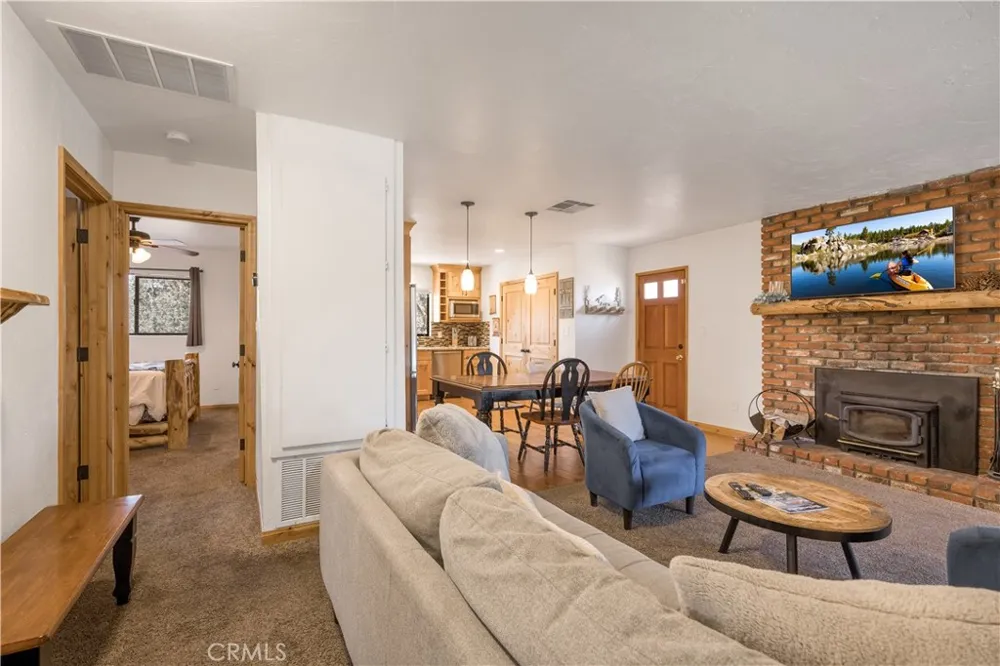 630 Villa Grove Avenue Big Bear City, CA 92314