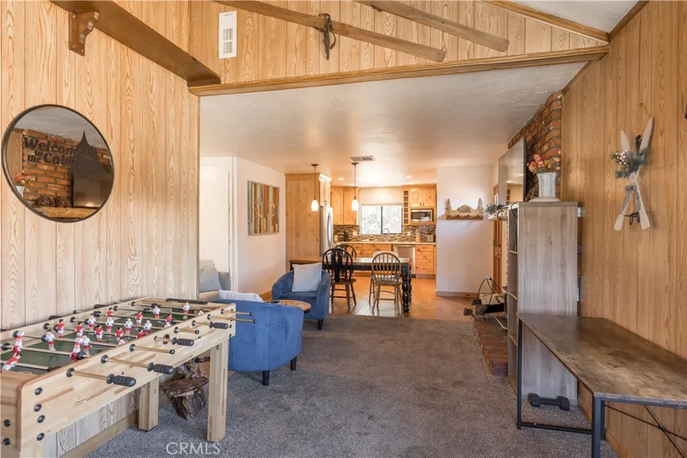 630 Villa Grove Avenue Big Bear City, CA 92314