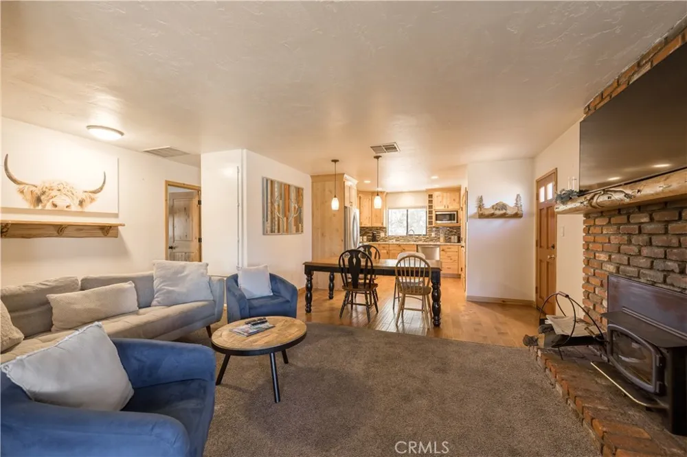 630 Villa Grove Avenue Big Bear City, CA 92314