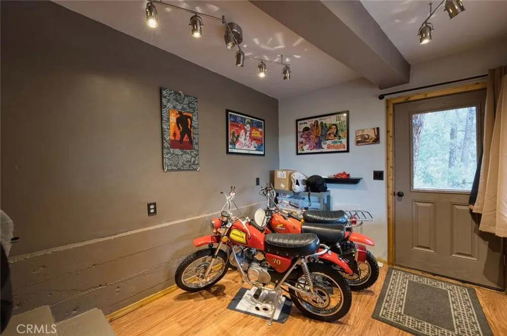 16717 Quail Pine Mountain Club, CA 93222