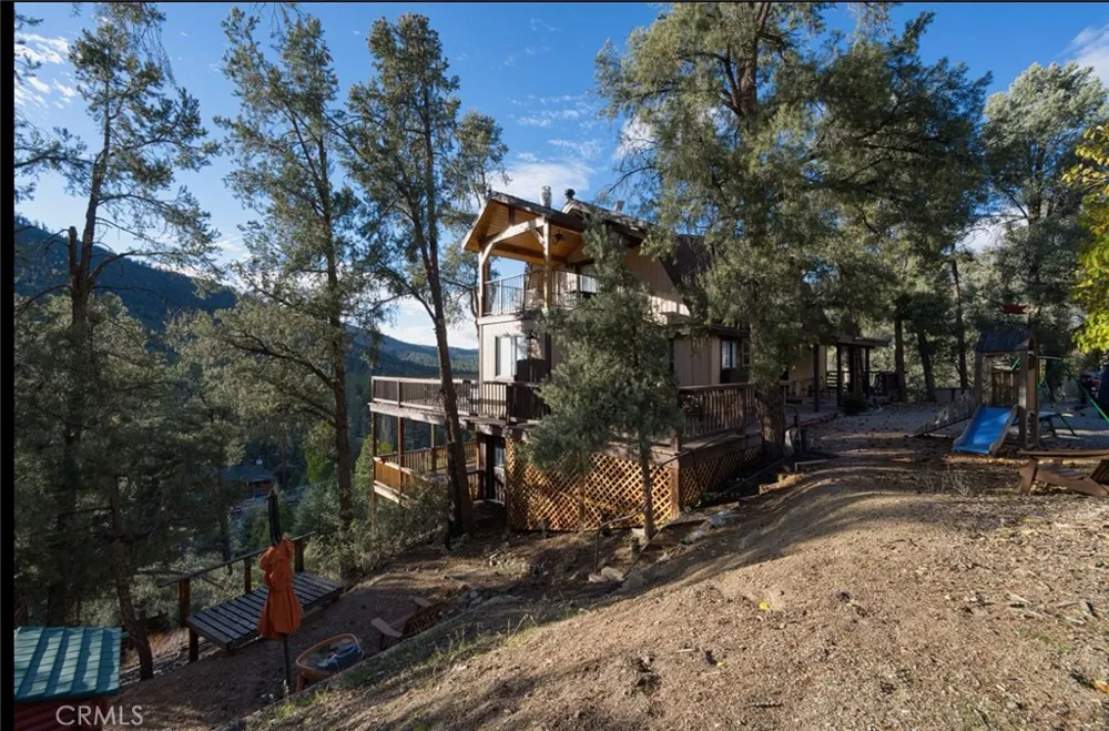 16717 Quail Pine Mountain Club, CA 93222