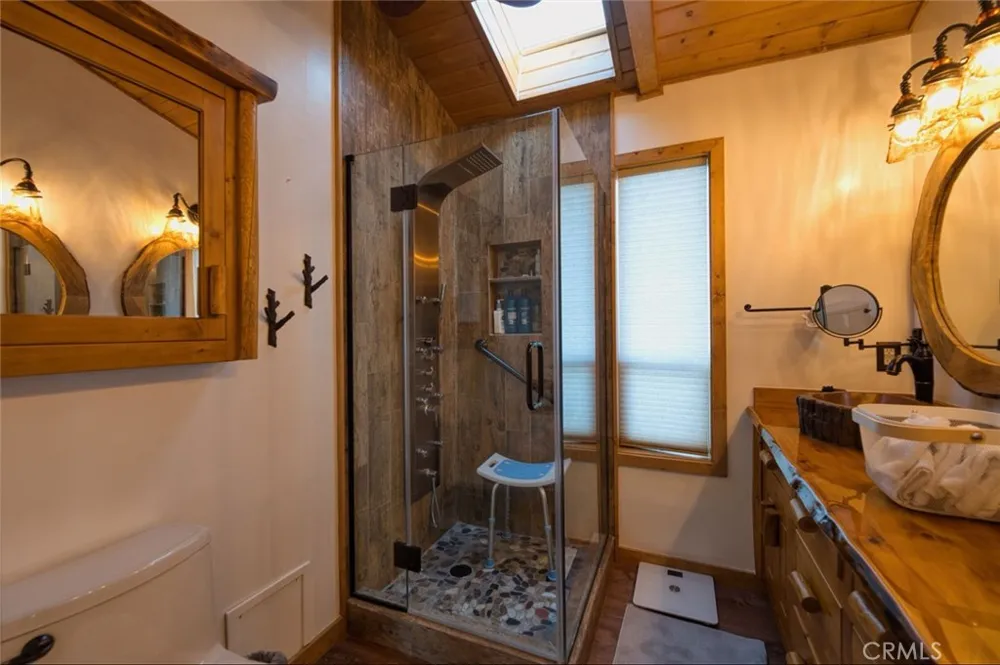 16717 Quail Pine Mountain Club, CA 93222