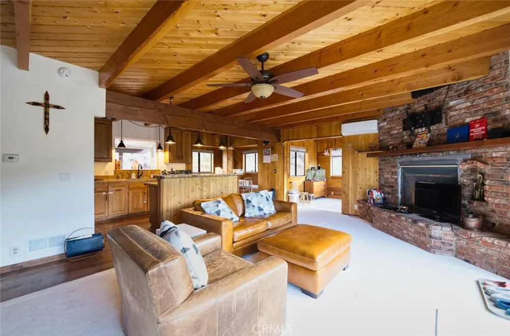 16717 Quail Pine Mountain Club, CA 93222