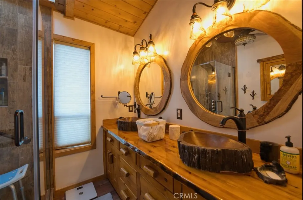 16717 Quail Pine Mountain Club, CA 93222