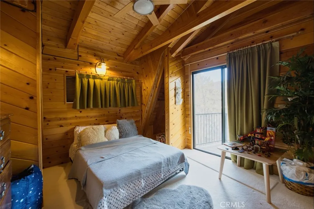 16717 Quail Pine Mountain Club, CA 93222