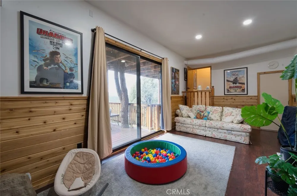 16717 Quail Pine Mountain Club, CA 93222