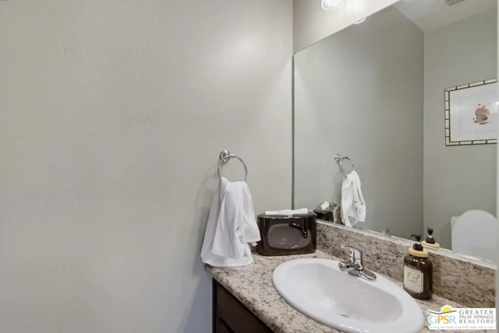 8941 Magnolia Avenue Santee, CA 92071