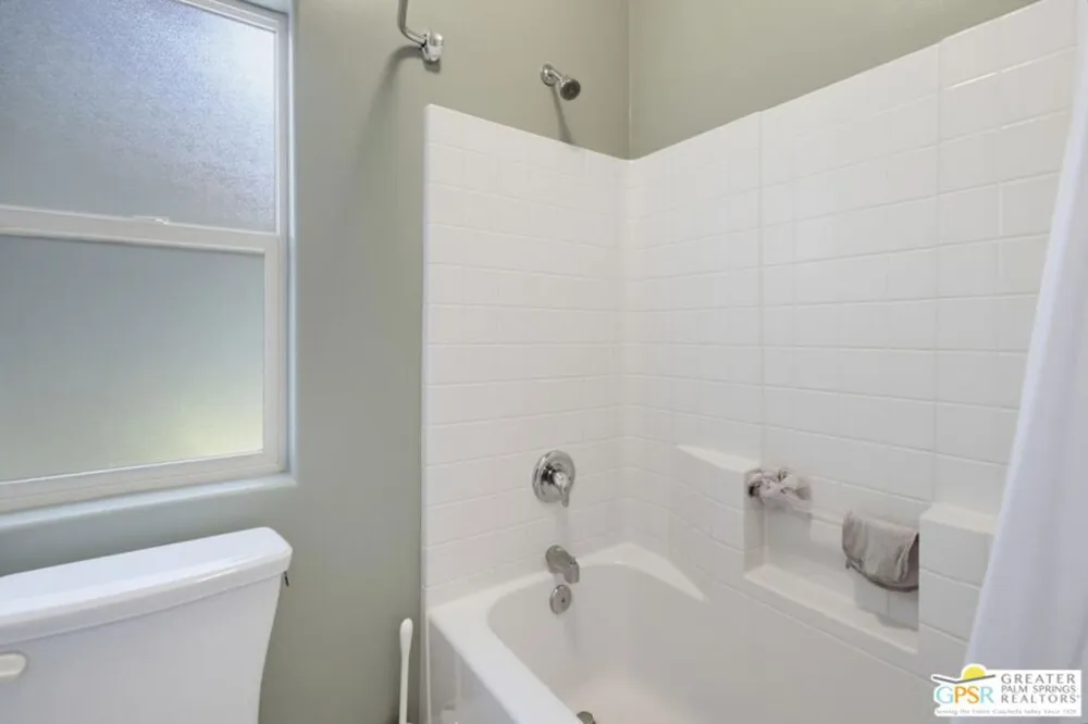 8941 Magnolia Avenue Santee, CA 92071